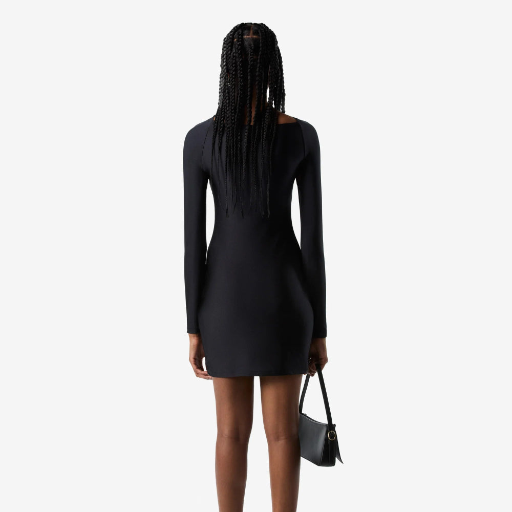 Robe Twisted Cut-Out