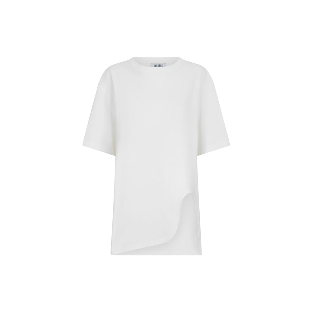 White t-shirt